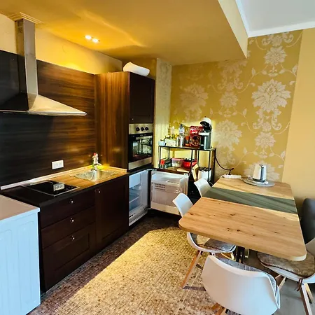 Royal Barcelo G404 Sunny Slăntjev Brjag