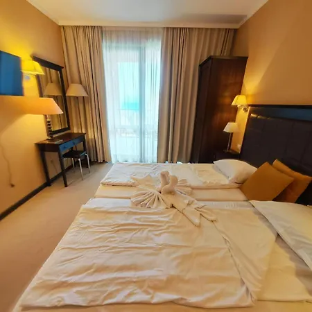 Royal Barcelo G404 Sunny Апартаменты *